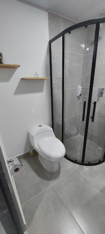 Hotel A & A Santa Alejandria Medellin Bagian luar foto